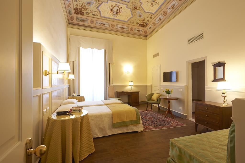 Hotel Firenze Capitale Exteriör bild