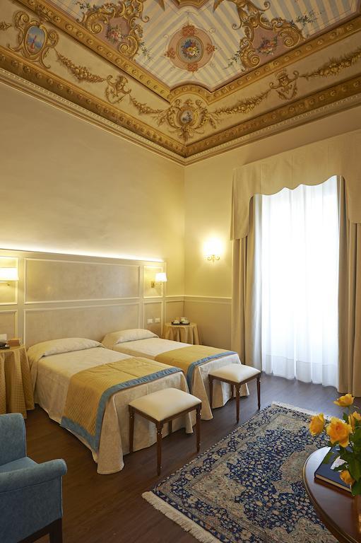 Hotel Firenze Capitale Exteriör bild